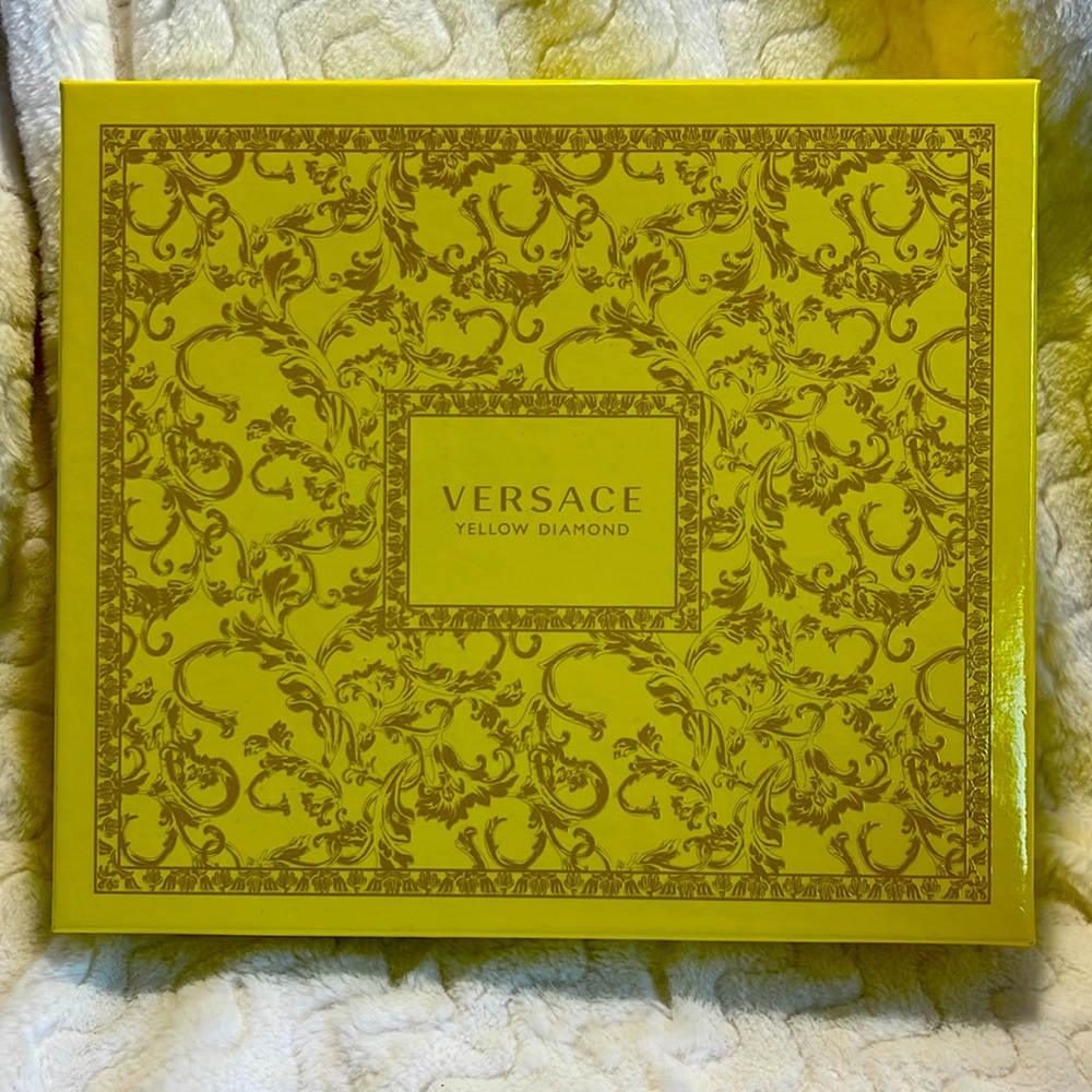VERSACE Yellow Diamond gift set - made in Italy